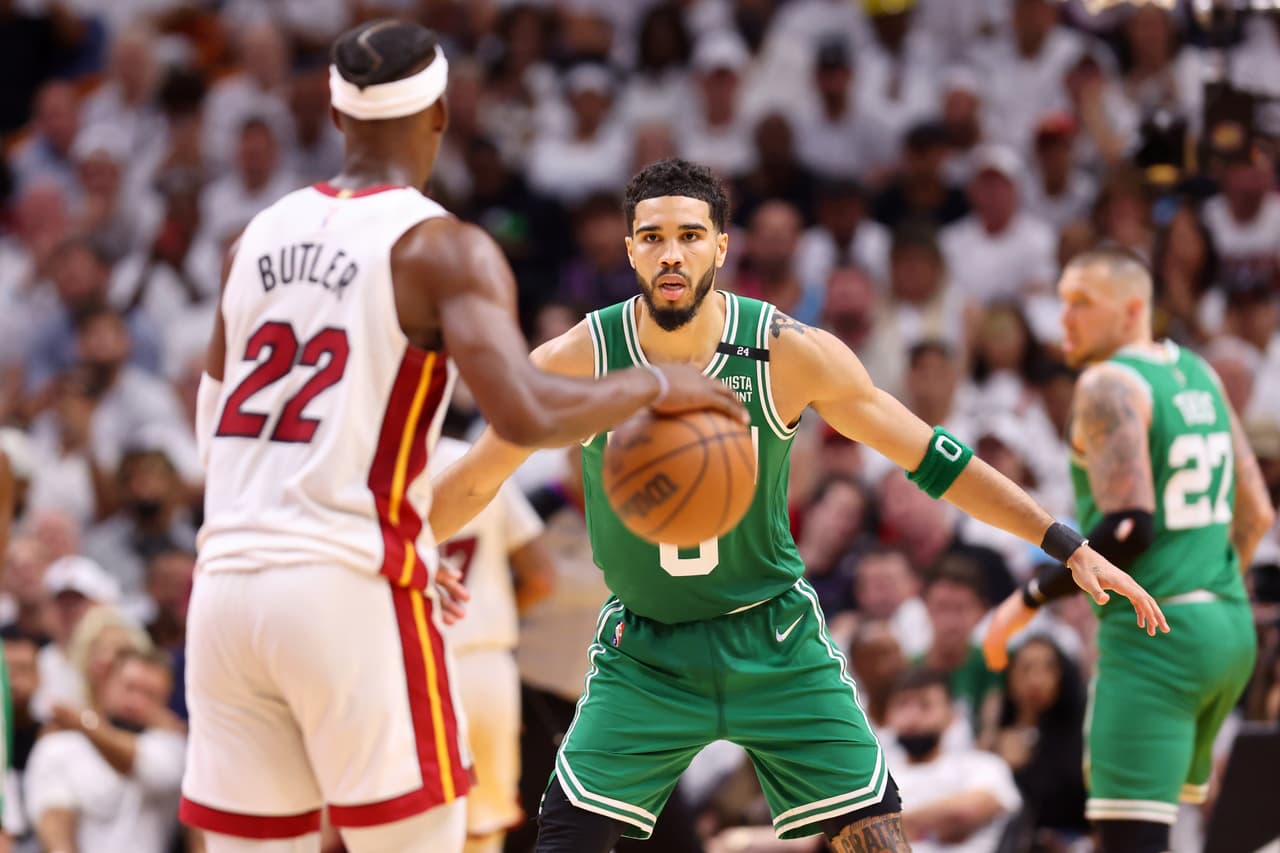 Miami despierta y toma ventaja ante Boston