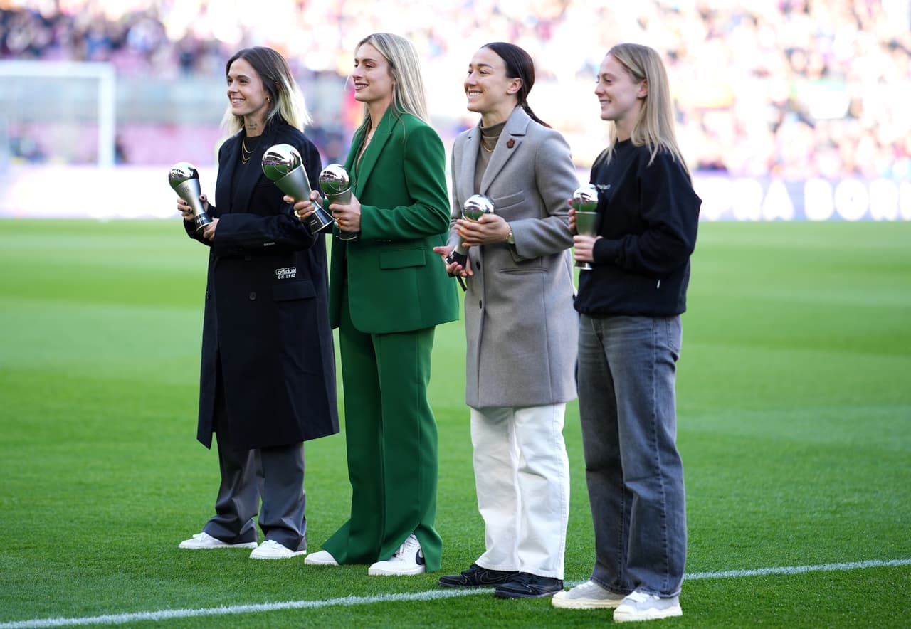 Barcelona consigue sufrida victoria ante Valencia en el Camp Nou