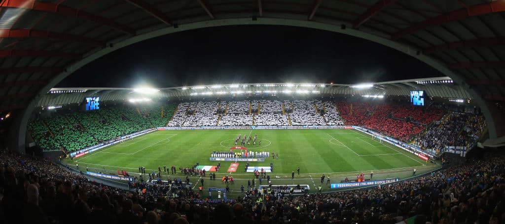 El Estadio Friuli de Udine fue la sede del partido entre Italia y Finlandia.