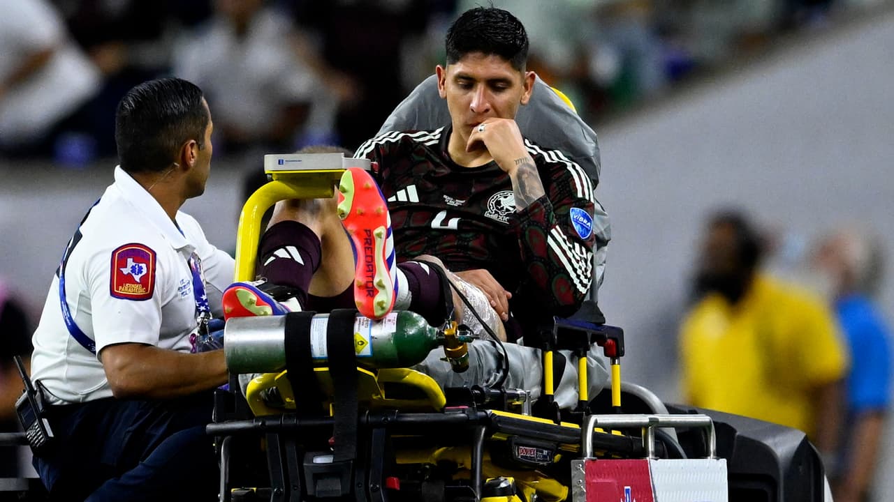 Confirman desgarre de Edson Álvarez; aún evalúan tiempo de recuperación