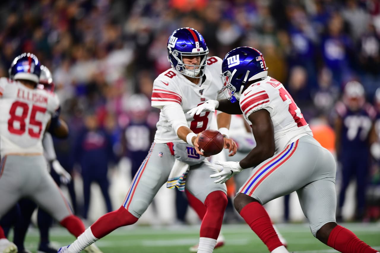 Los Pats siguen con paso perfecto, vencen 35-14 a los New York Giants en el inicio de la Semana 5.