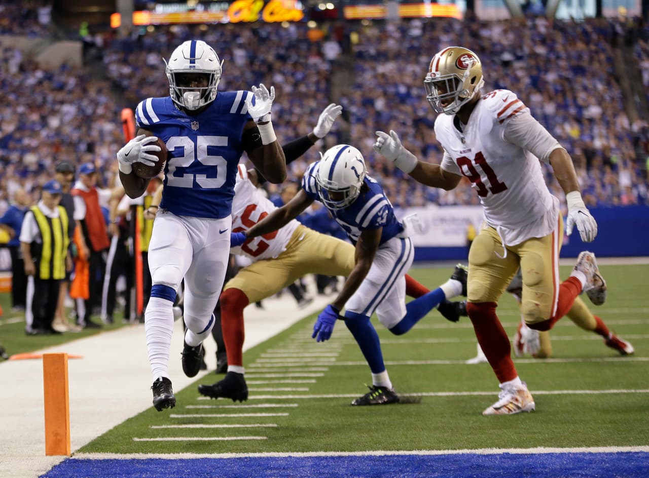 En el Indianapolis-San Francisco, los Colts vieron a su RB novato Marlon Mack tener una tarde de inspiración corriendo para 91 yardas y un TD.