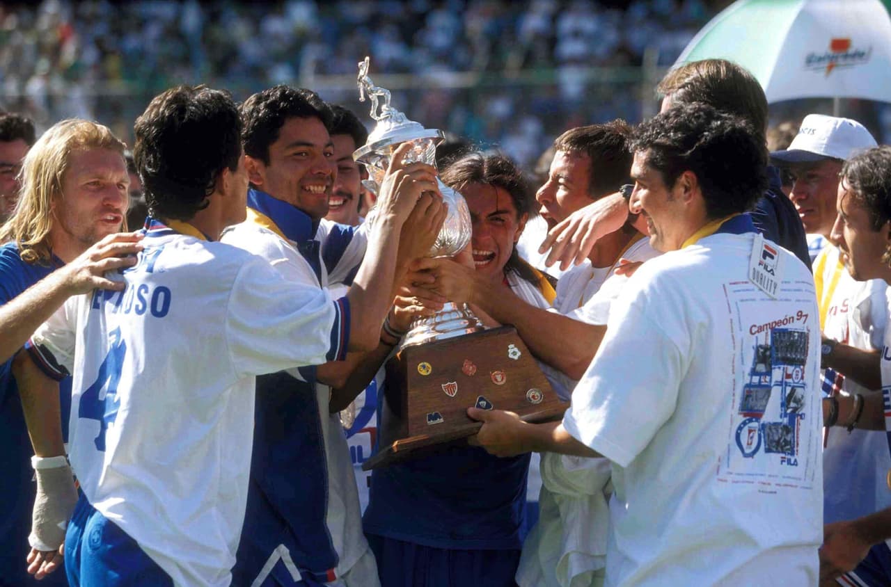 Benjamin Galindo marcó el 1-0 de la ida y en la vuelta, cuando la Fiera forzó la prórroga, Carlos Hermosillo se vistió de héroe con un penal al minuto 100 para decretar el campeonato a su favor.