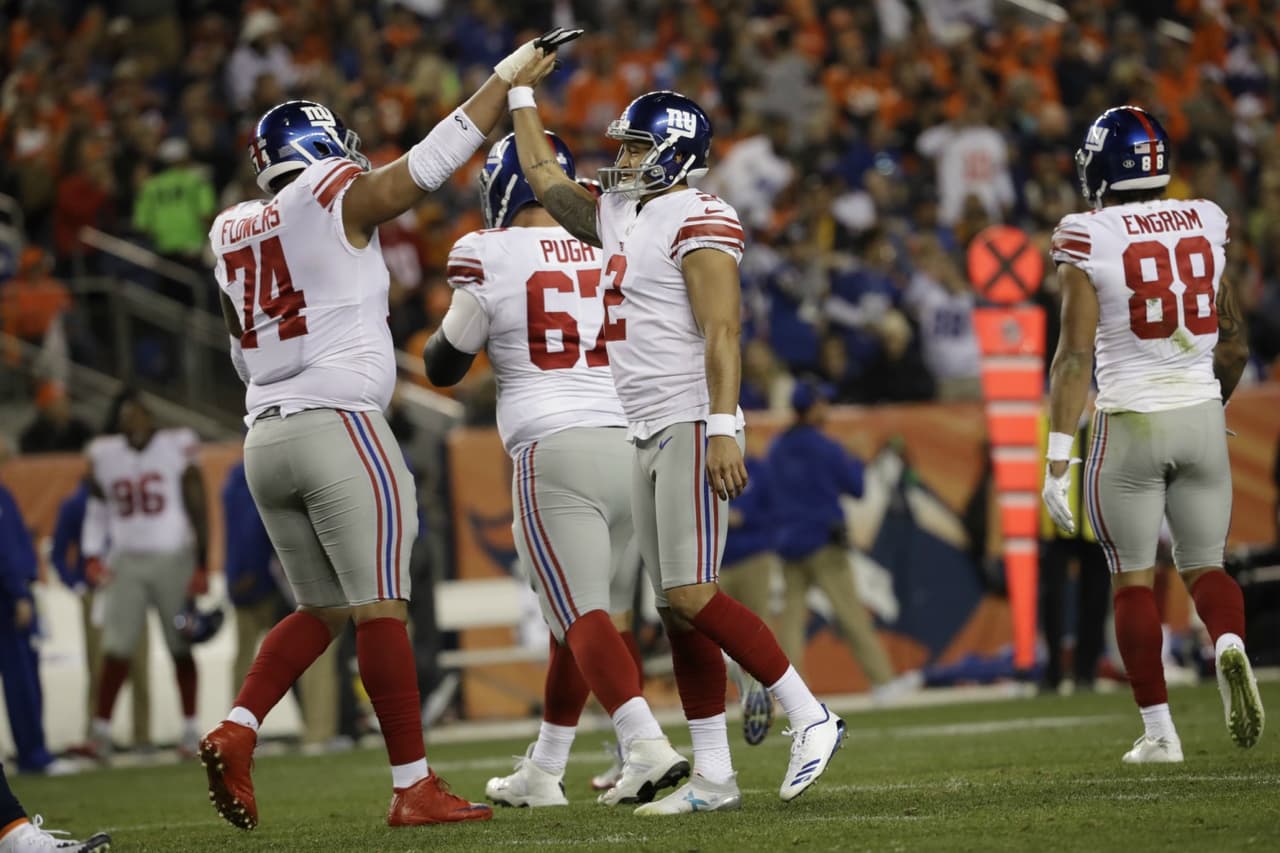 El pateador Aldrick Rosas conectó tres goles de campo de cuatro intentos, el más largo de 51 yardas.