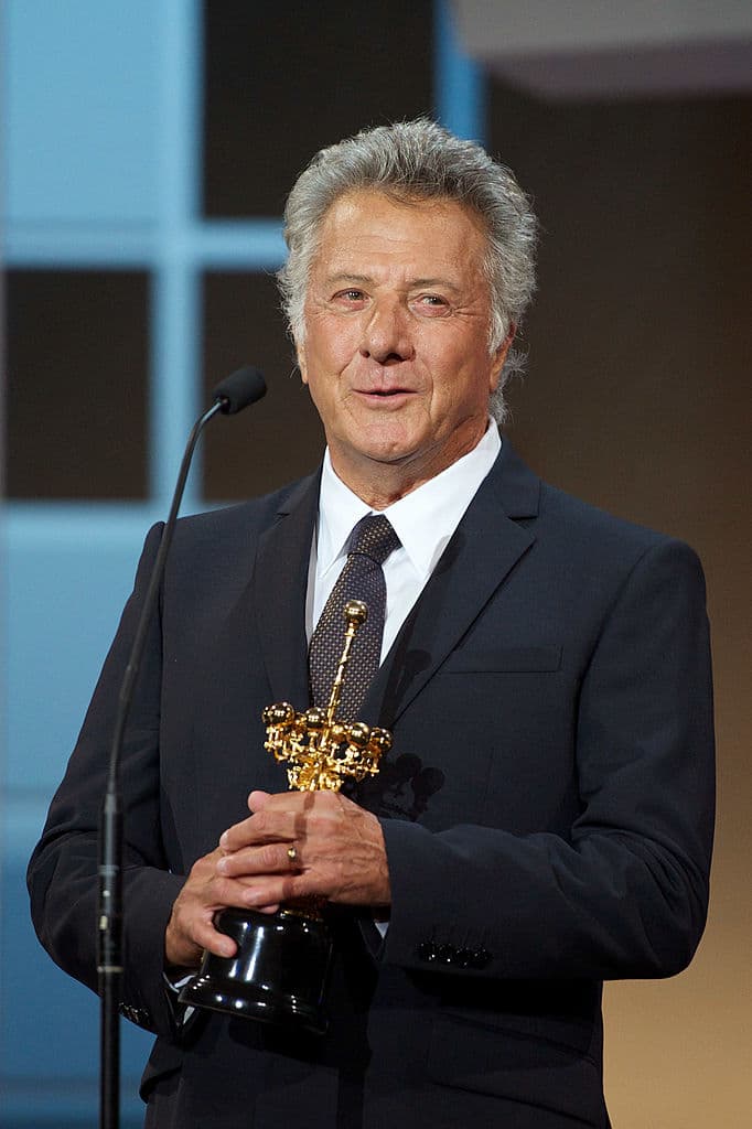 Sleepers (1996) - Durante los años 60, la iglesia de los Santos Ángeles y su escuela eran el centro de la "Cocina del Infierno", un barrio marginal de Nueva York. Allí podían refugiarse los niños marginados.
<br>