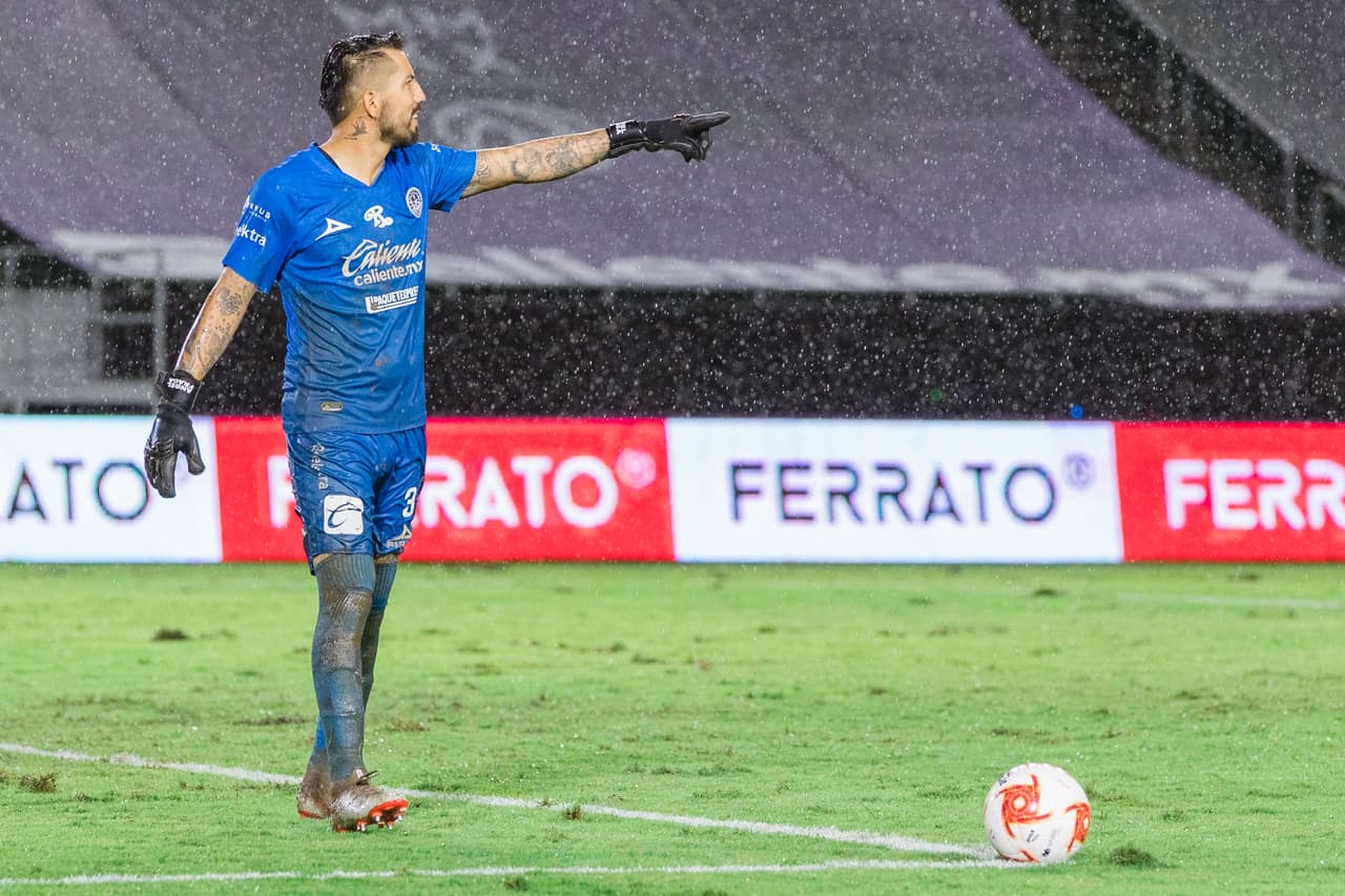 Miguel Sansores (90+7’) hizo el gol del empate para arrebatarle el resultado a los de la UANL.