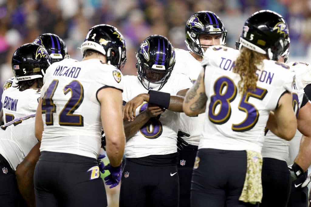 Miami da un golpe de autoridad en su casa y vencen 10-22 a los Baltimore Ravens de Lamar Jackson.