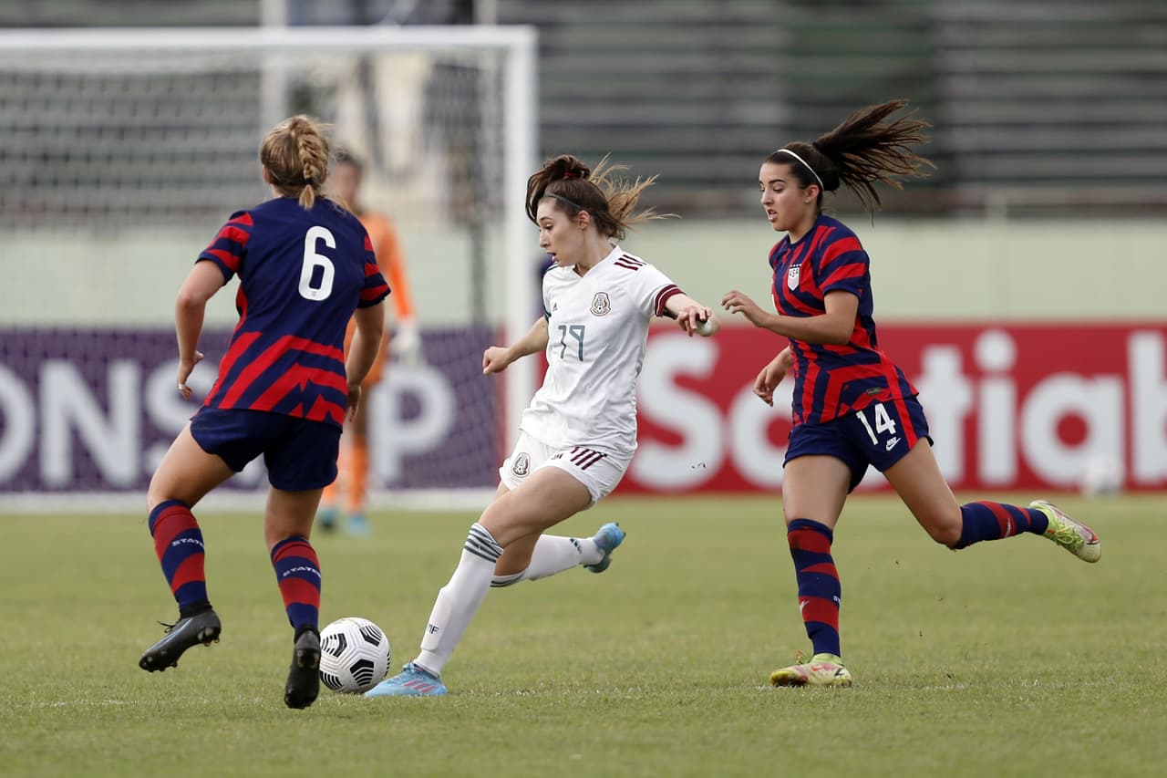 México intentó por todos los medios encontrar el gol del descuento, pero el tiempo no le fue suficiente. El Tri Femenil perdió la Final, pero de cualquier forma ya está clasificado al Mundial de la categoría.