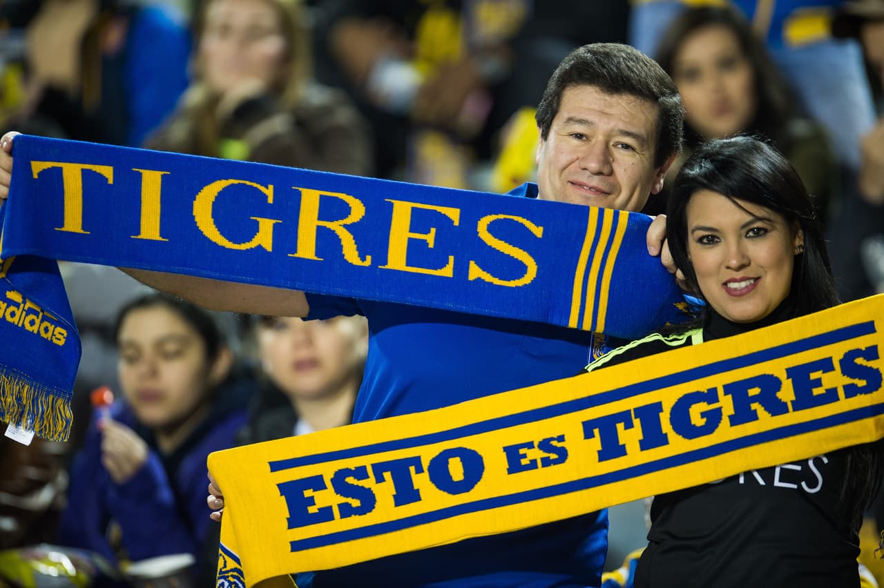 Colorido de afición en semis de Liga MX