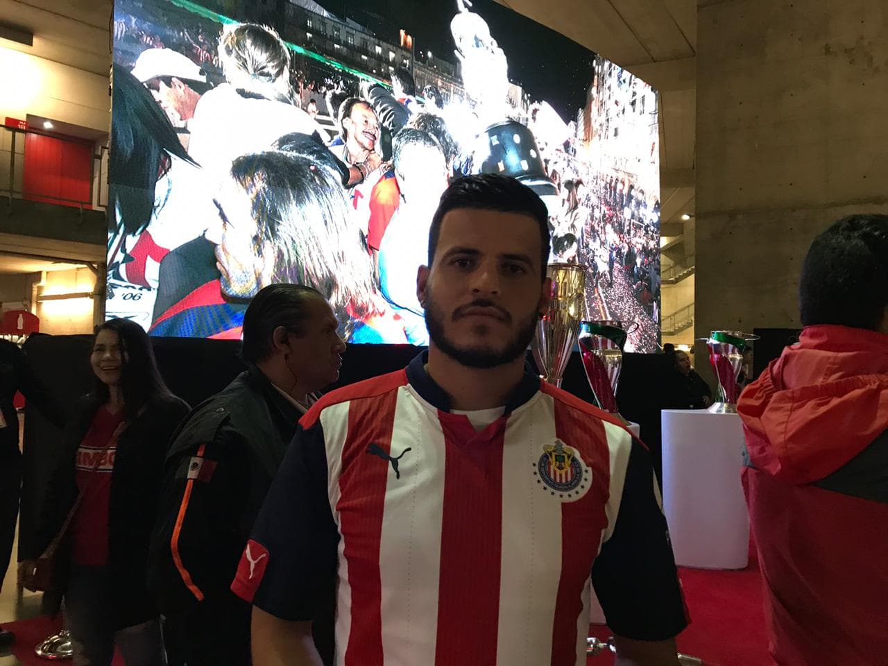 El color del partido entre Chivas y Veracruz para cerrar la actividad en el torneo Apertura 2019 por parte de ambos clubes.