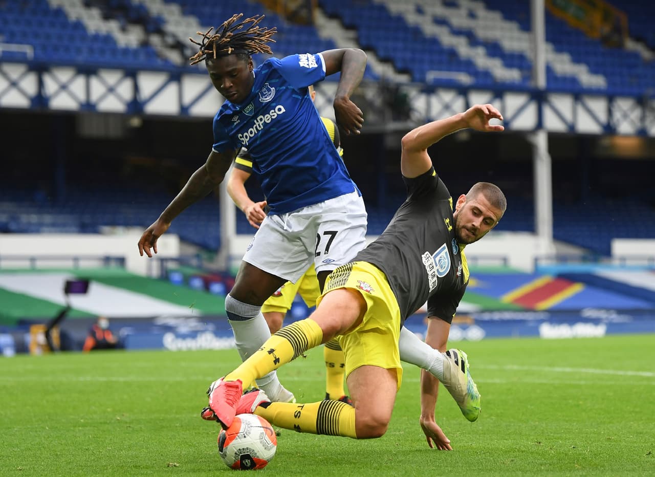 Los de Carlo Ancelotti logran empatar el encuntro al final del primer tiempo, pero no les alcanzó para quedarse con los tres puntos y empatan a unos con el Southampton.