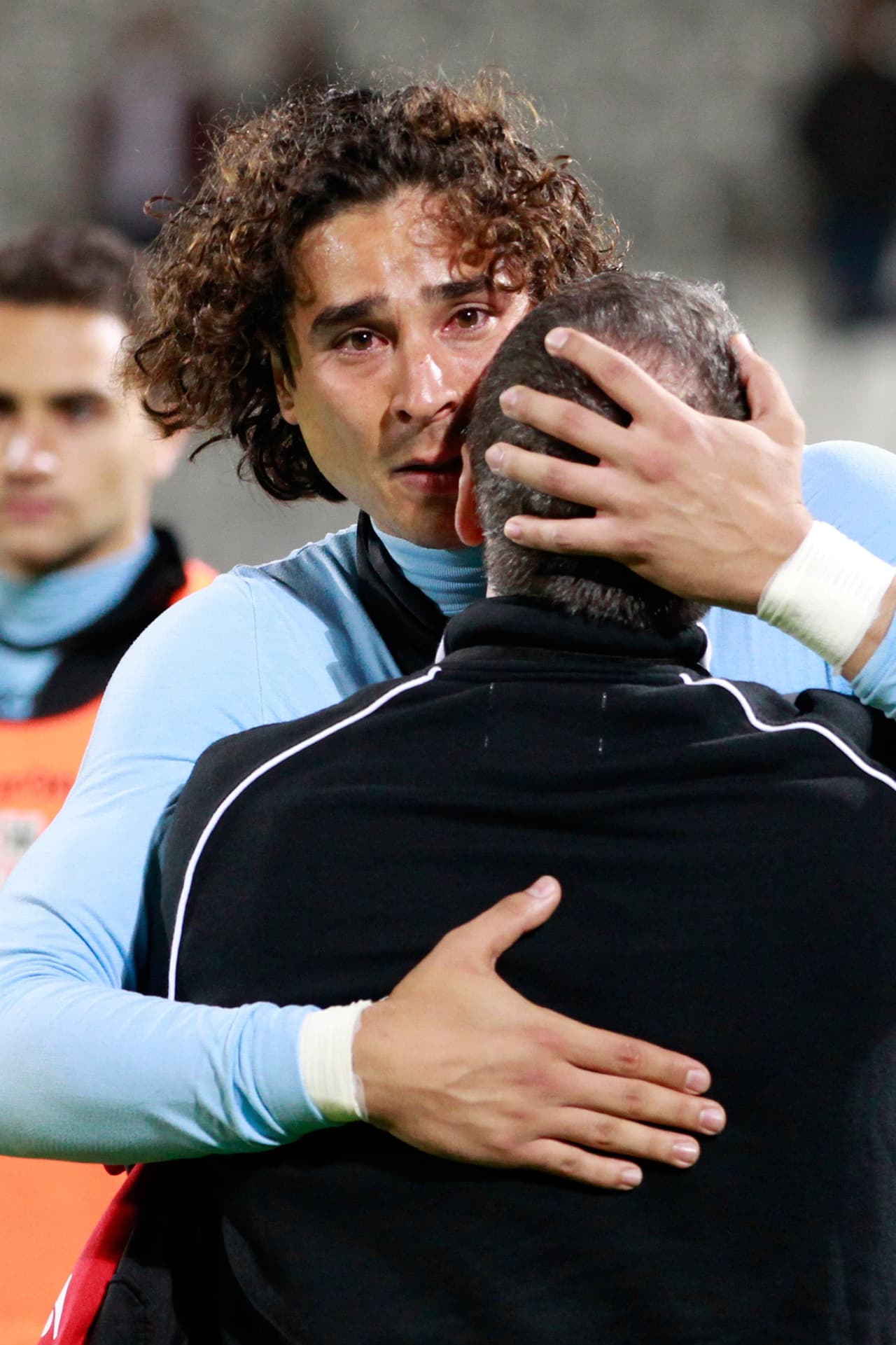 Ochoa hizo las cosas bien con el modesto Ajaccio y la suerte del club lo conmovió hasta las lágrimas.