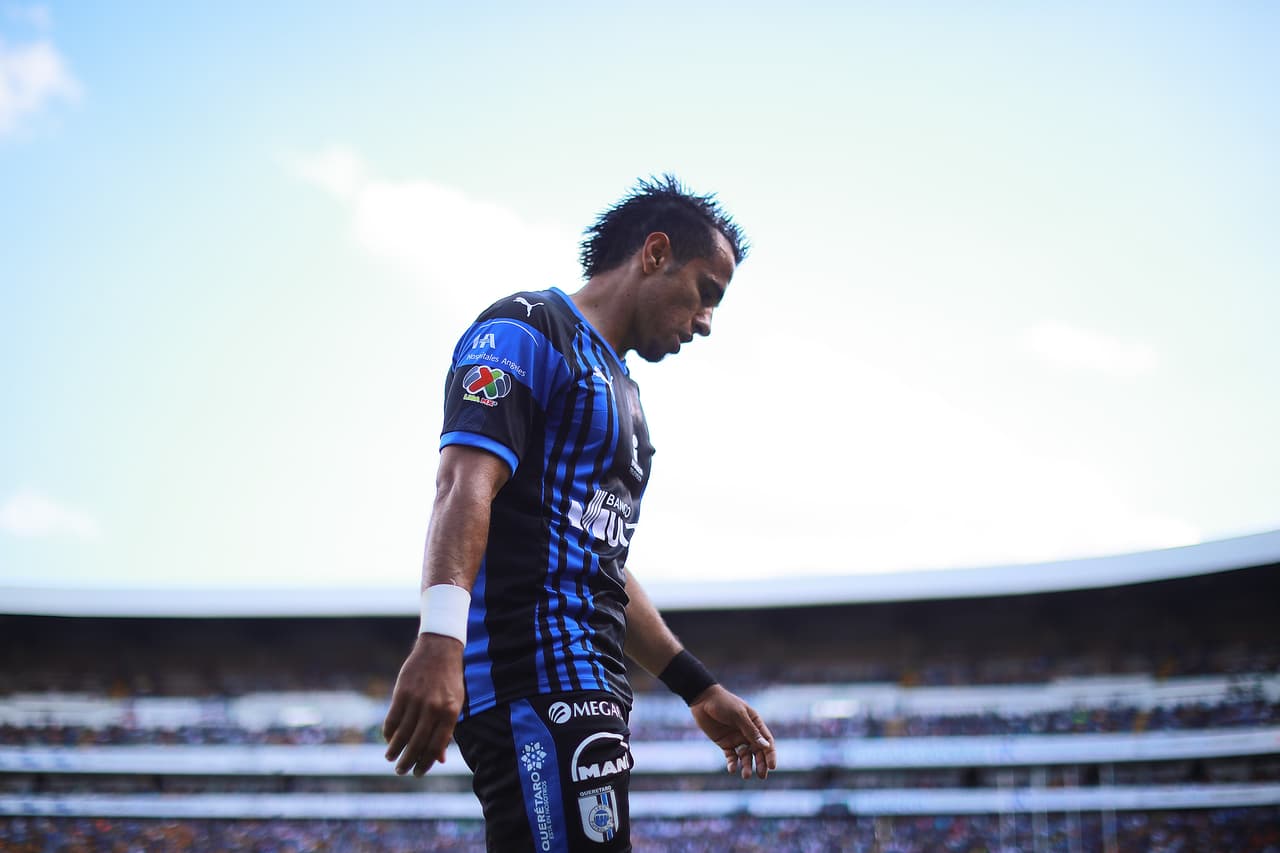 Sanvezzo es pretendido por varios equipos y podría salir de Querétaro en el próximo torneo.