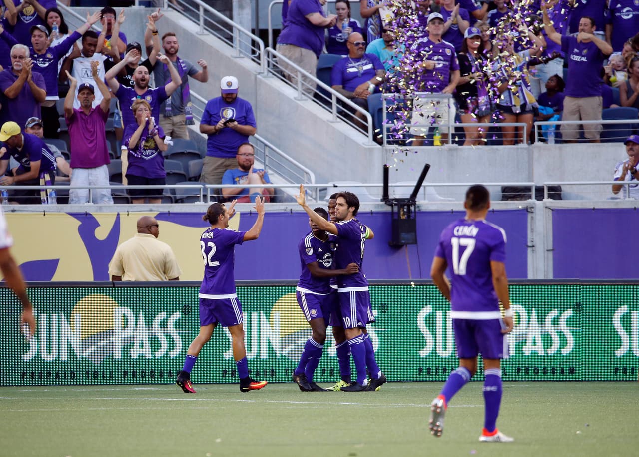 Orlando City SC sufrió para vencer a Toronto.