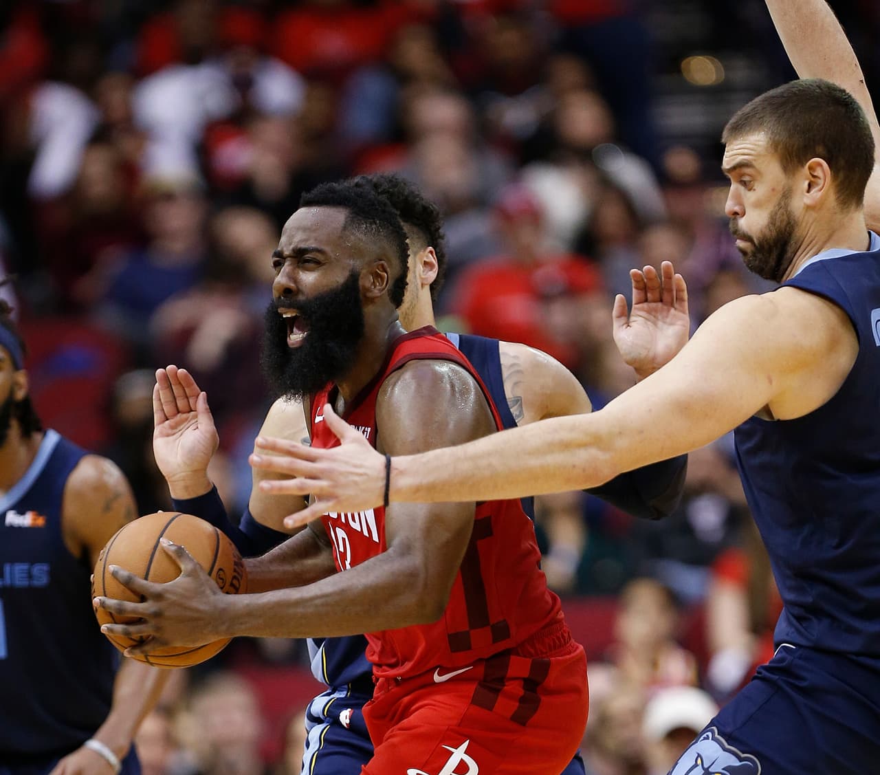 Los Memphis Grizzlies también sufrieron a Harden, que marcó 43 puntos en lo que fue triunfo de su equipo por 113-101.