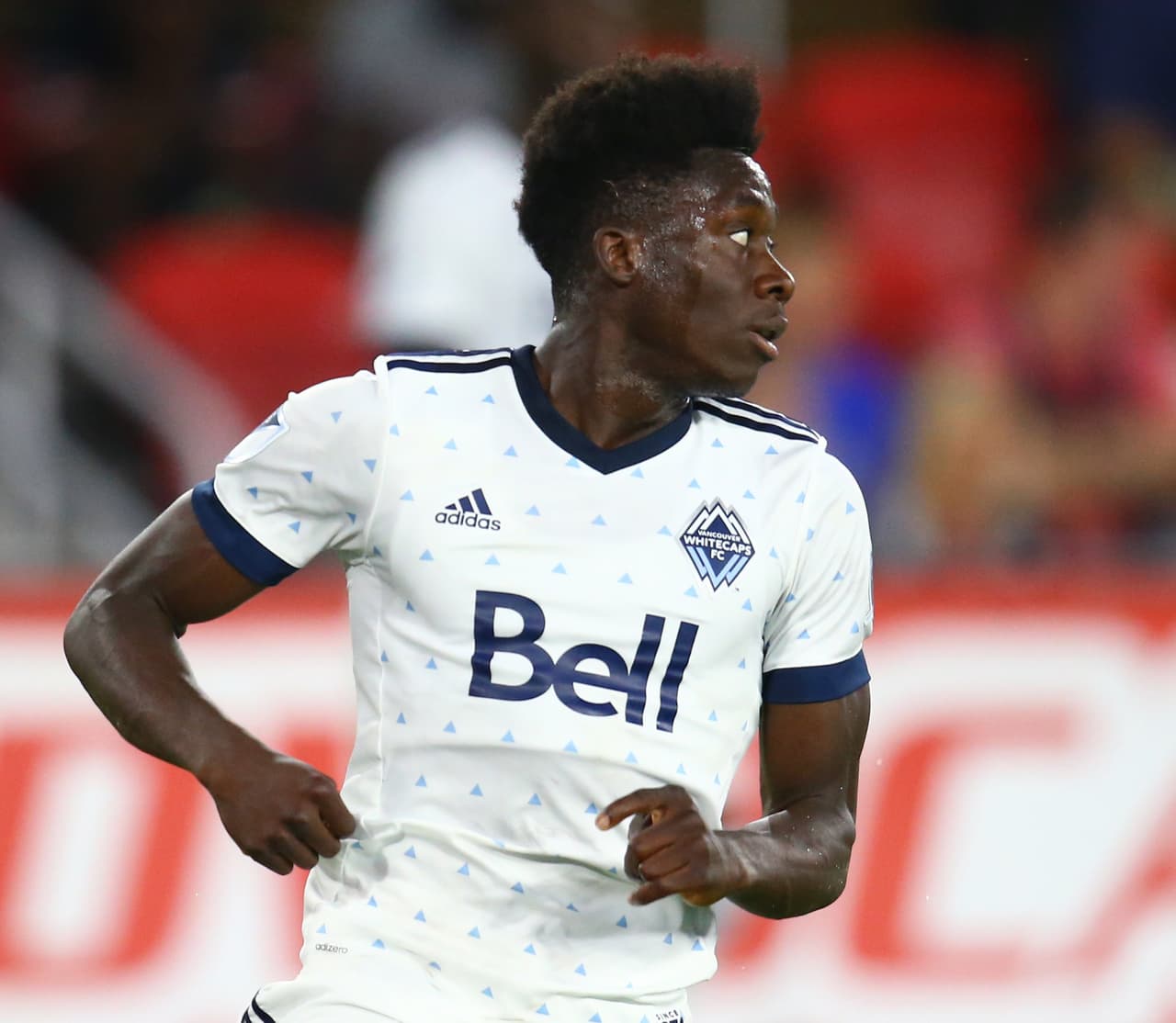 Alphonso Davies: del campo de refugiados, al Bayern Munich, haciendo escala en la MLS