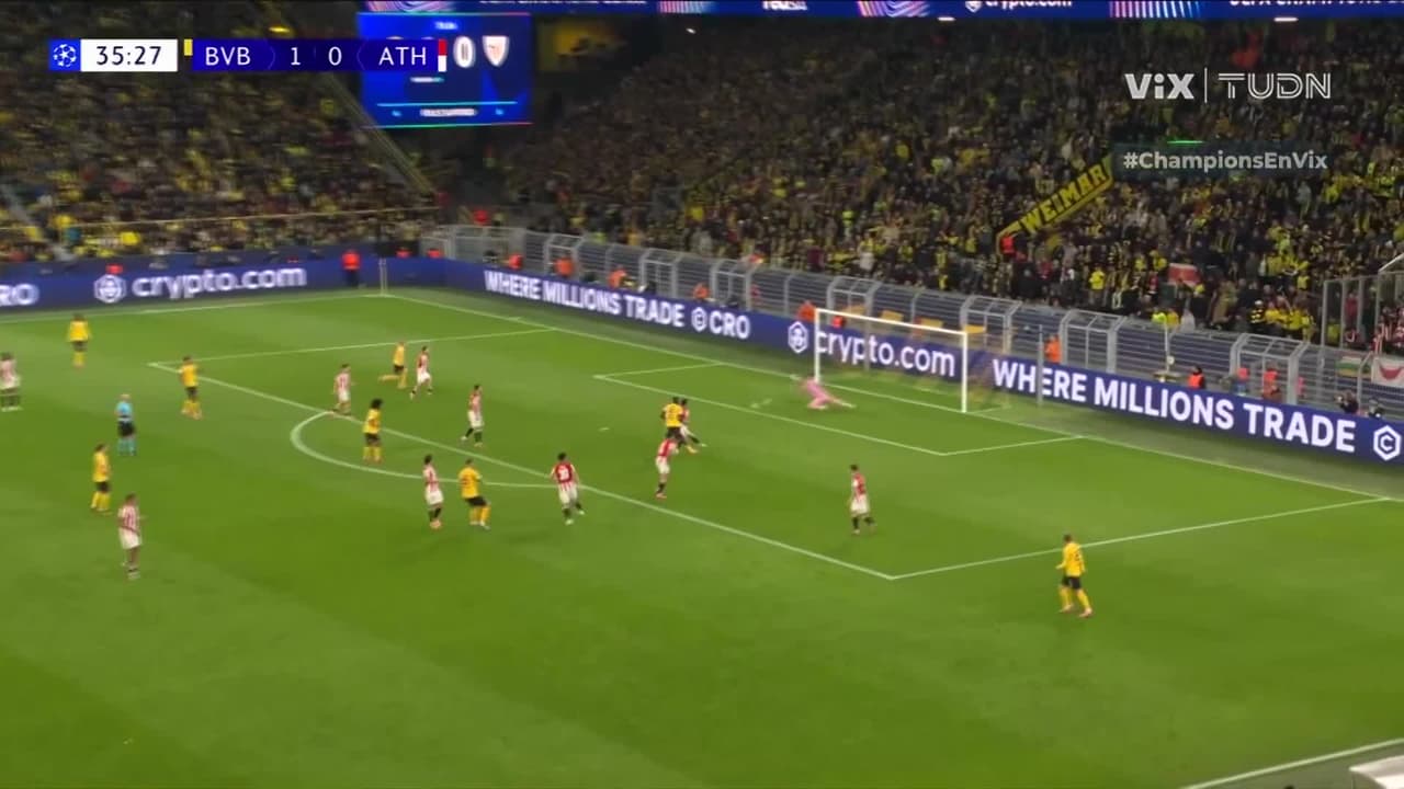 ¡Casi el segundo!! Disparo de Süle que pasa por un costado