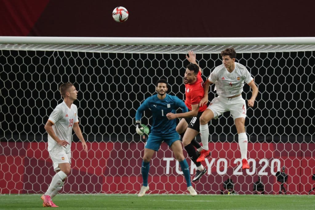 España tuvo un debut inesperado, pues empató ante Egipto 0-0 en el Domo de Sapporo. A pesar de contar con seis jugadores que participaron en la Euro 2020, no pudo obtener el triunfo en su primer partido.