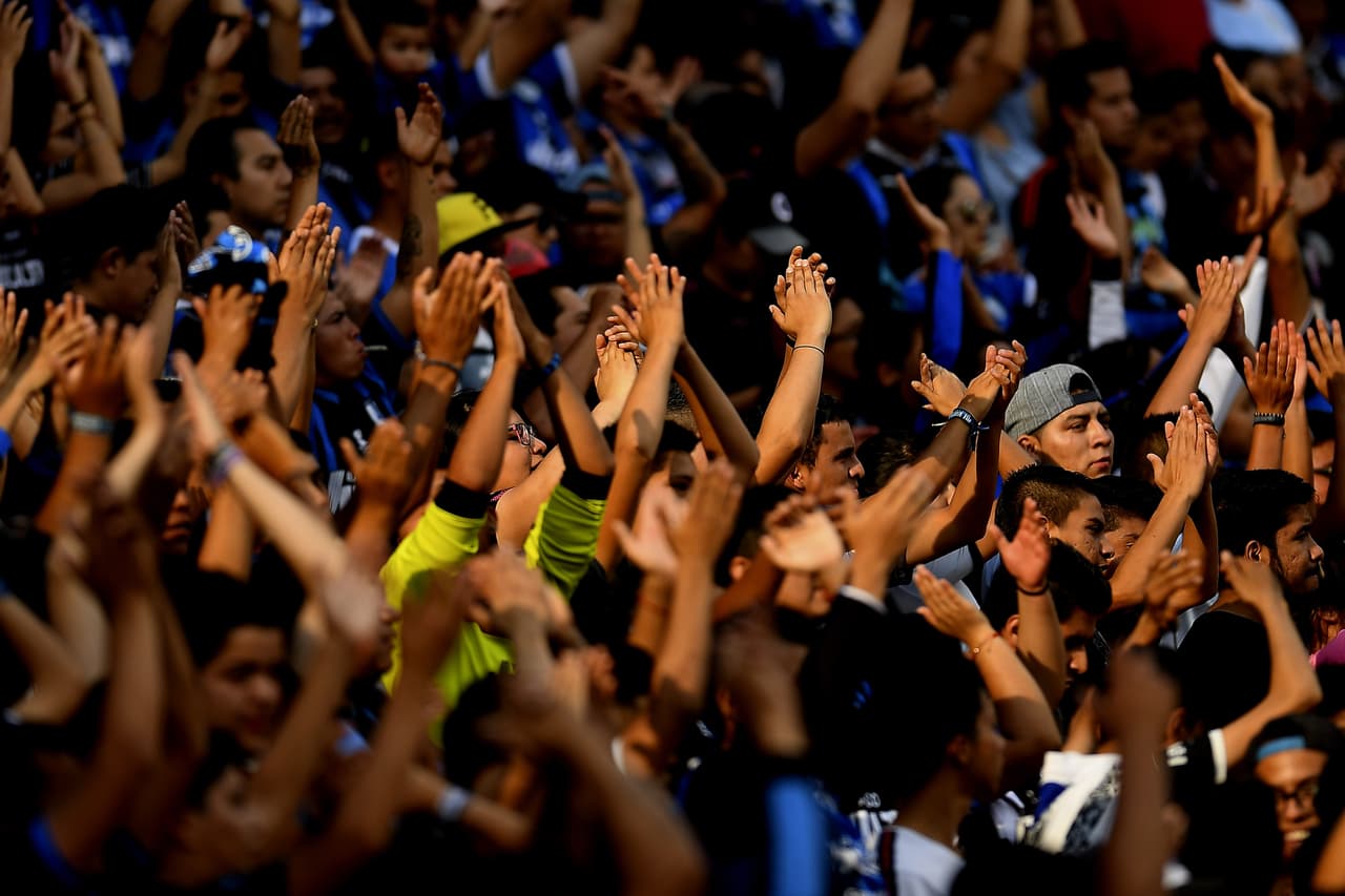 Los fanáticos de Gallos Blancos acompañaron a su equipo en el último encuentro como local del 
<a href="https://www.univision.com/deportes/futbol/liga-mx/*">Clausura 2019</a>, donde se jugaban su invicto de cuatro jornadas en esa condición.
