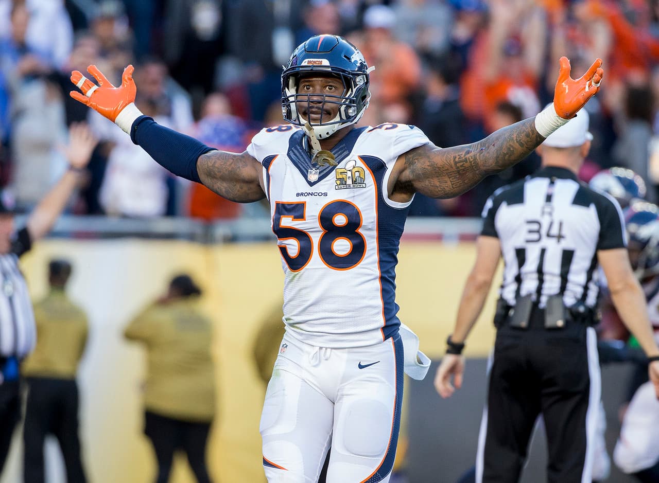 14 - VON MILLER - LB - DENVER BRONCOS - Salario en 2016: 19 millones de dólares - Tiene vigente un contrato de 6 años por 114.5 millones, con 70 millones garantizados.