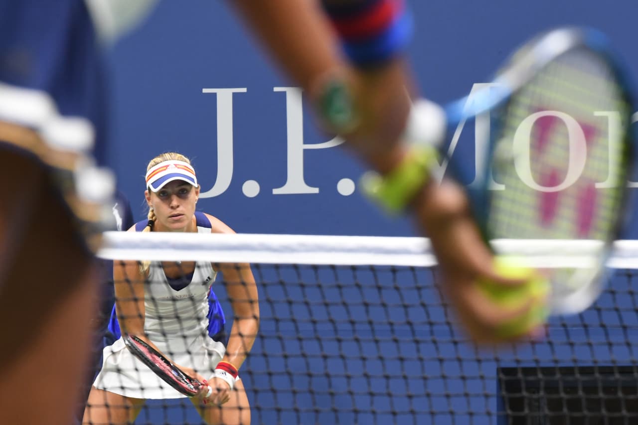 En su arranque en el US Open enfrentó a Angelique Kerber, que llegó como favorita al ser sexta cabeza de serie y campeona defensora.