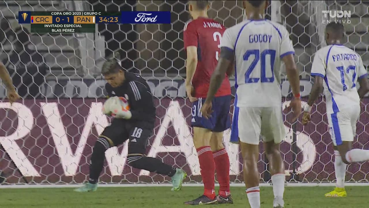 ¡Parece frontón! Panamá toca la puerta en tres ocasiones seguidas