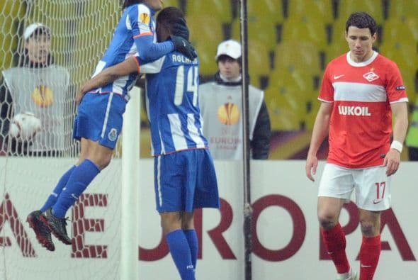 Y el también cafetero Radamel Falcao no faltó entre los romperredes.