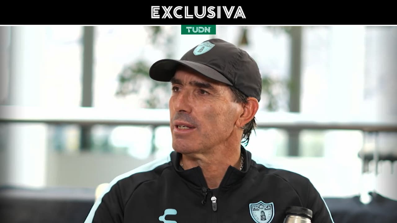 Almada crítica a técnicos y sus jerarquías: "Hay mexicanos que son mejores"