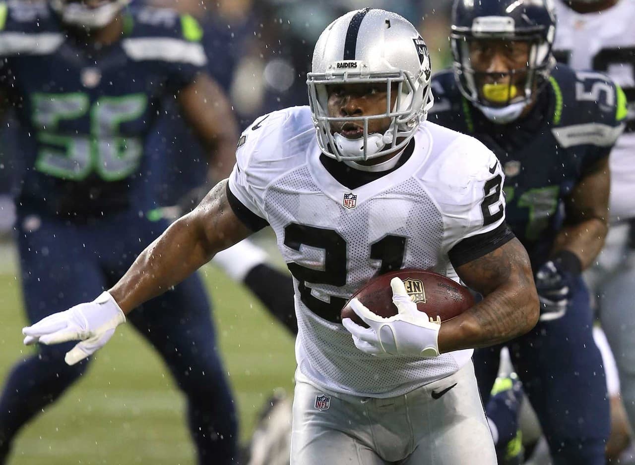 Maurice Jones-Drew - 5' 8" - Corredor.