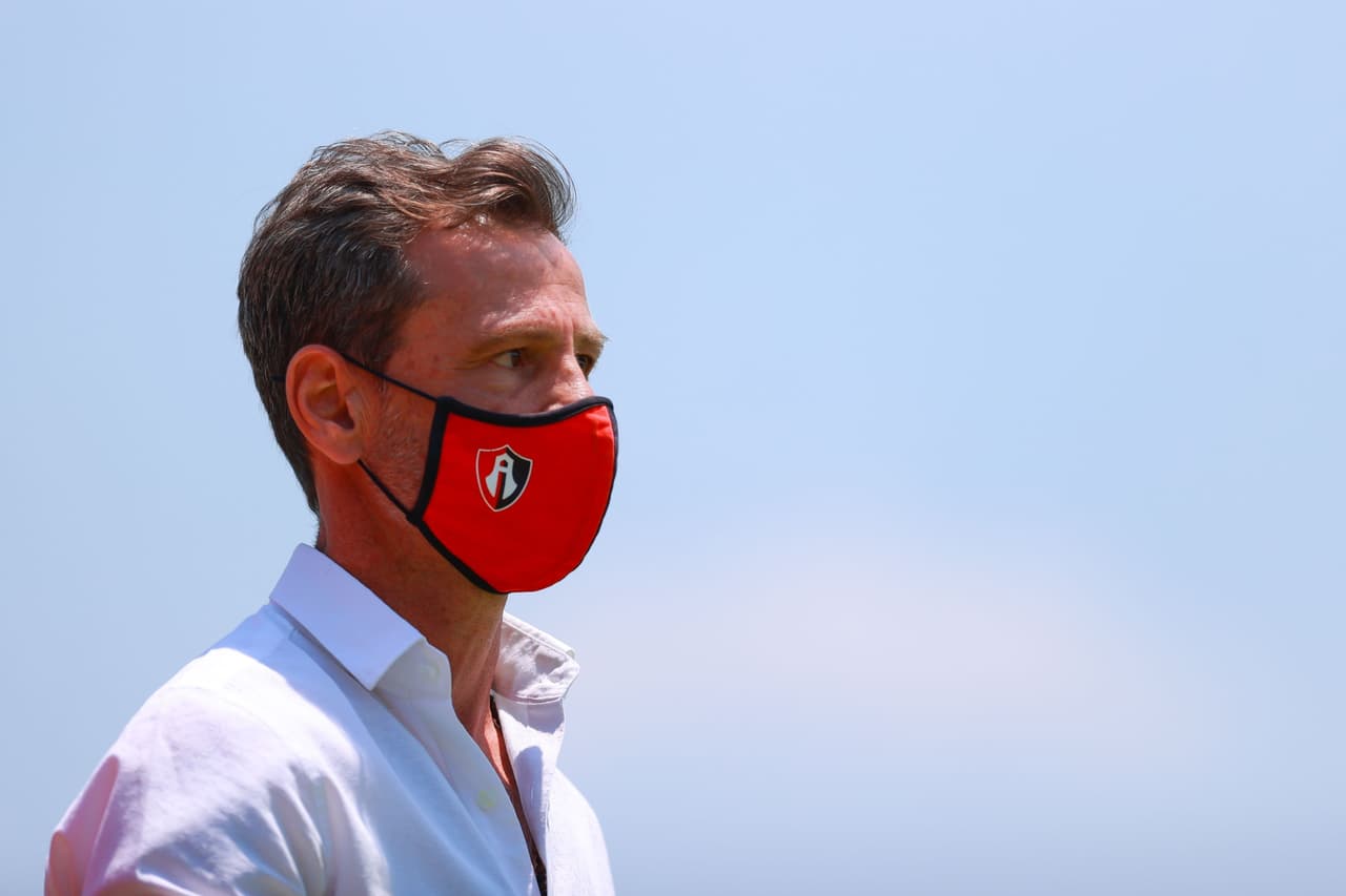 Diego Cocca resalta al Atlas por la forma de buscar el arco rival