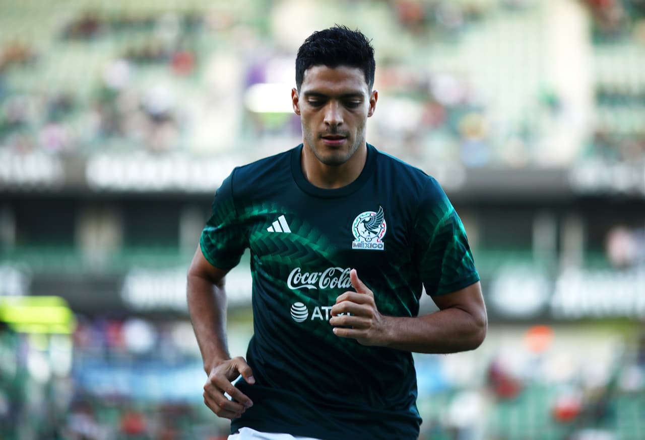 Sale a la luz robo sufrido por Raúl Jiménez en su casa en Inglaterra