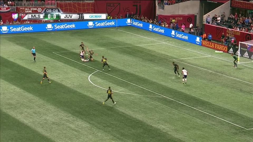 Tiro desviado de Josef Martínez