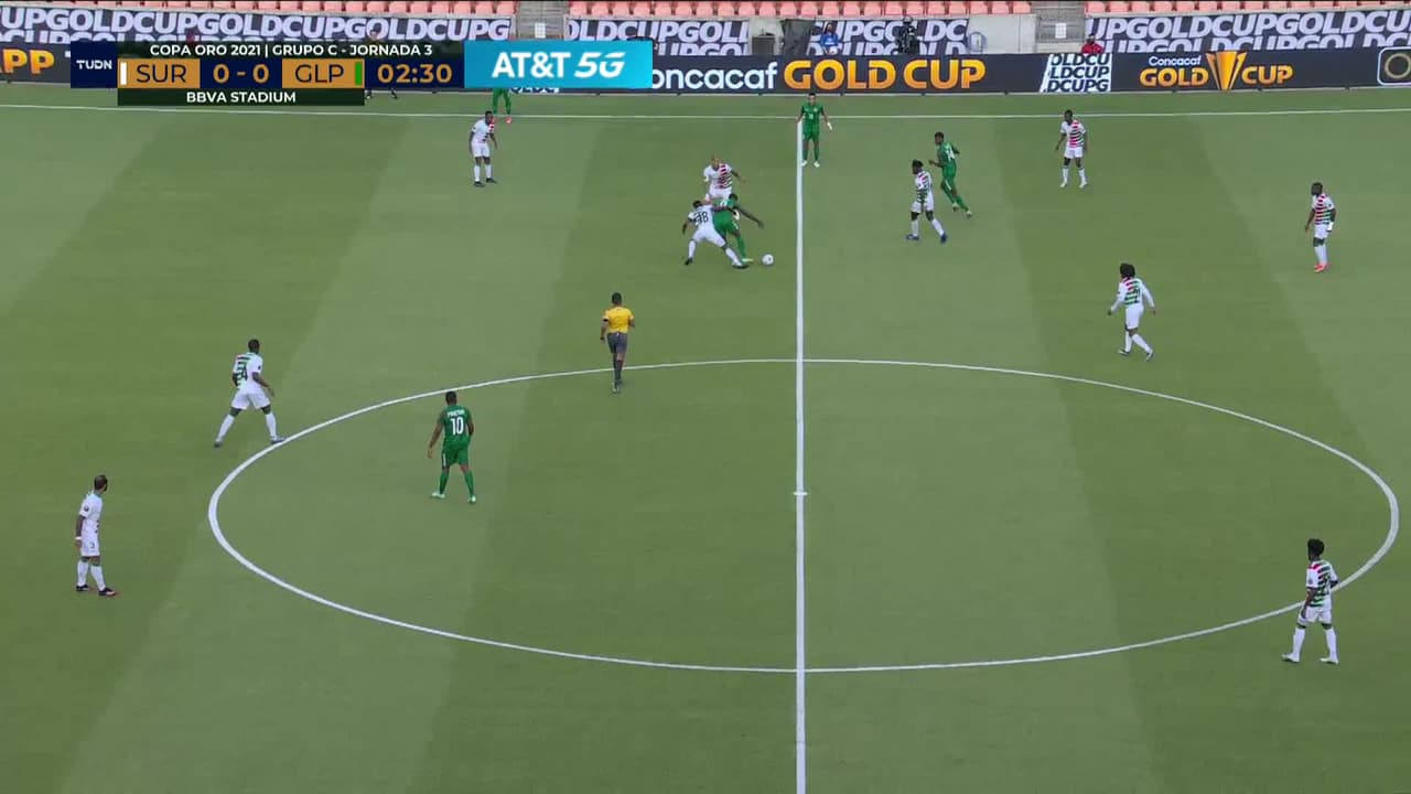 ¡TIRO ATAJADO! disparo por Dimitrie Apai.