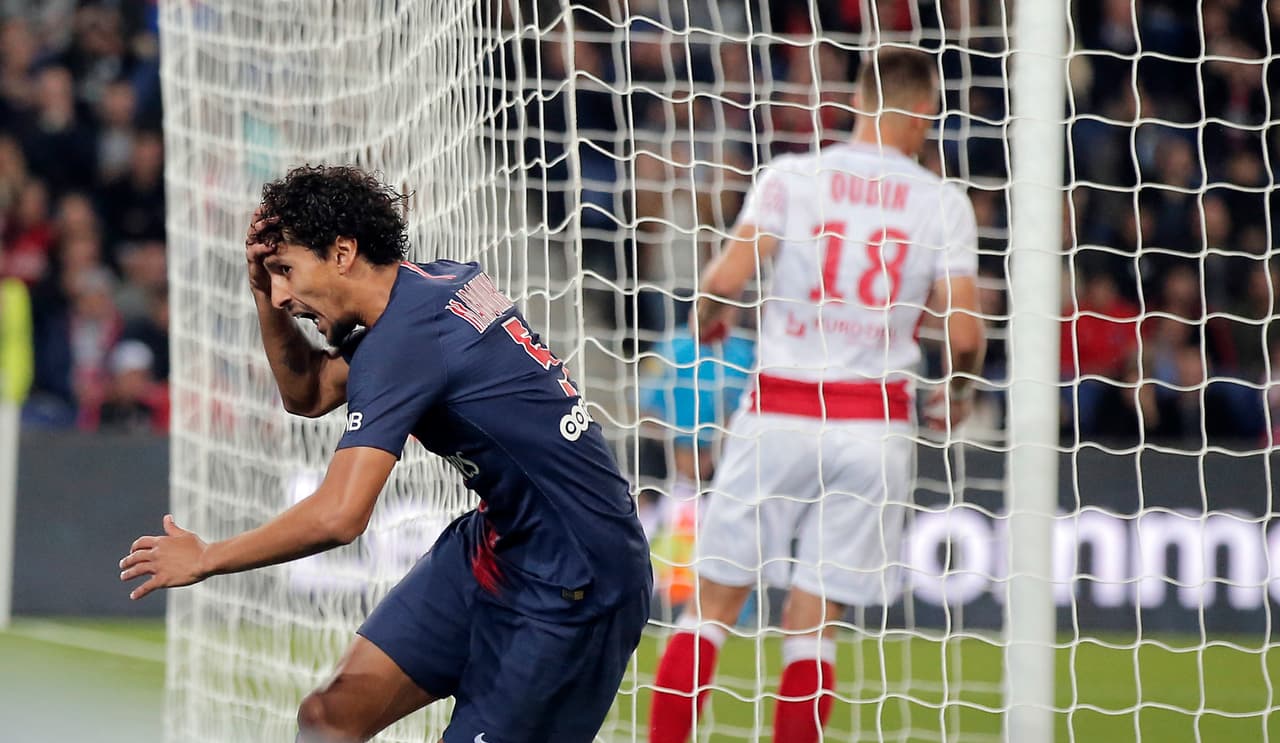 PSG sufrió con un gol de Xavier Chalaverin al minuto 2 del primer tiempo a favor de Stade Reims.
