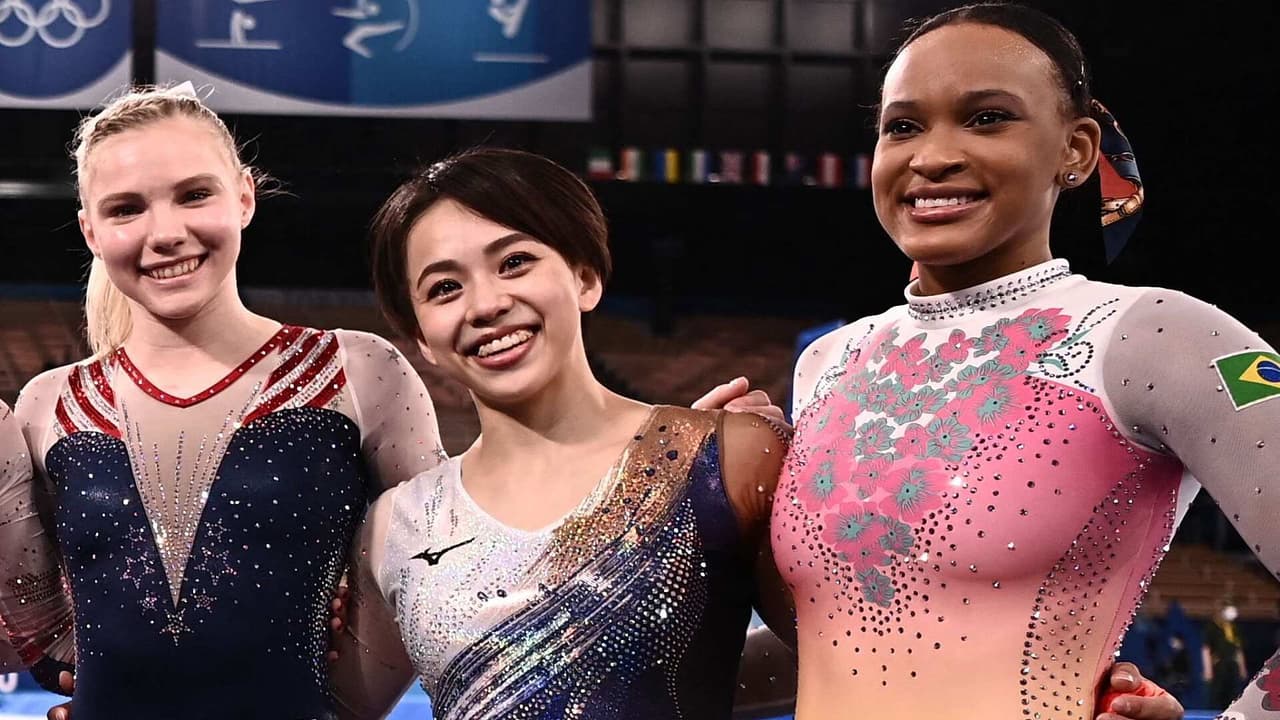 Carey regresa sonrisa a EUA en gimnasia y se saca la espina