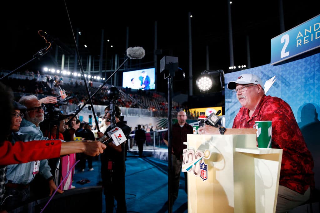 Arranca la fiesta del Super Bowl LIV con el Opening Night, en el Marlins Park de Miami. Chiefs y 49ers se declaran listos para enfrentarse.