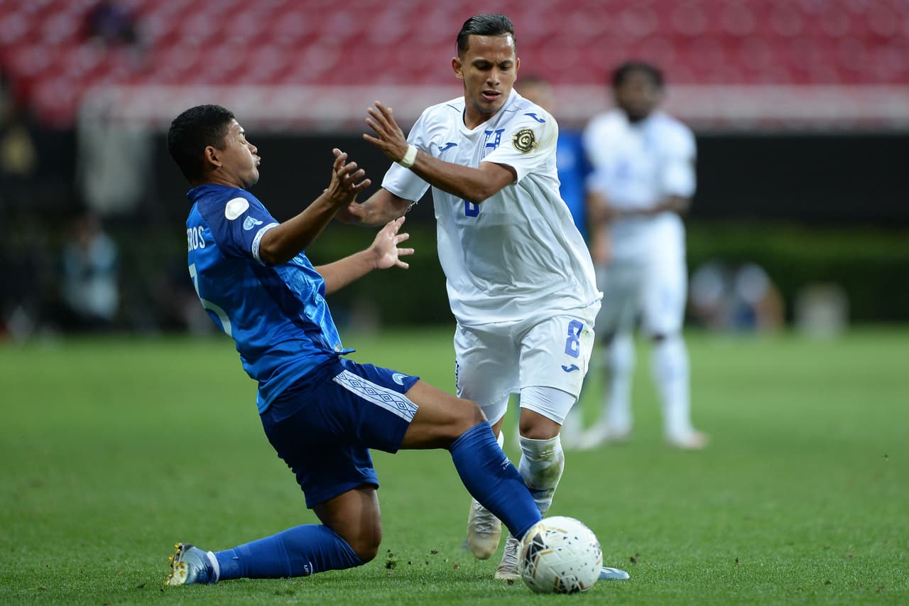 Marvín Márquez y Douglas Martínez fueron los encargados de anotar en el entretenido empate entre la selección de El Salvador y Honduras.