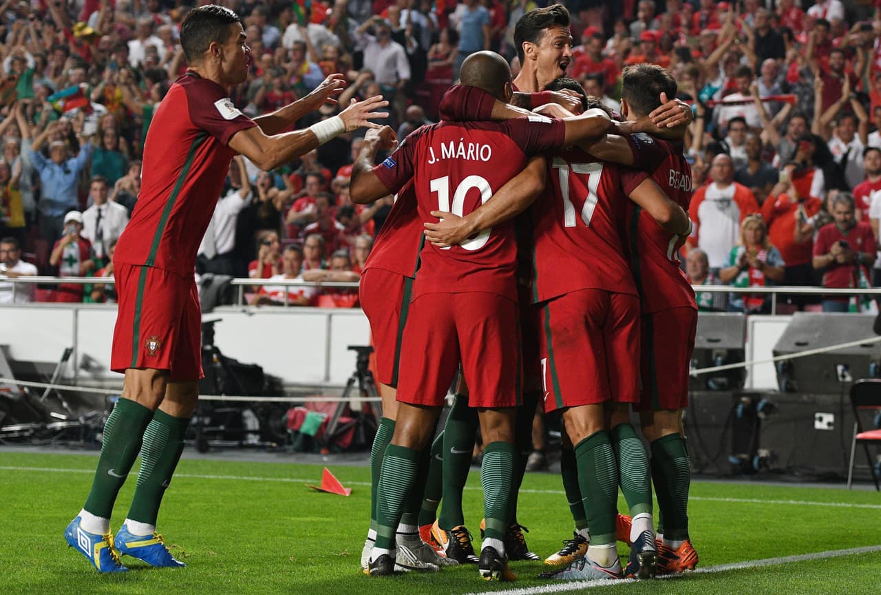 3. Portugal (UEFA): 1446 puntos [Clasificada a Rusia 2018]