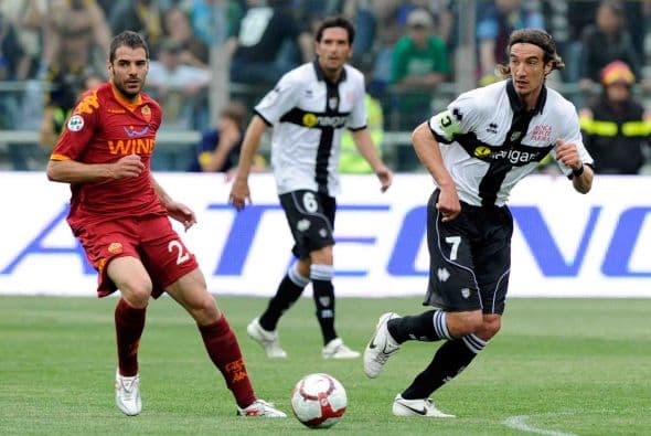 Seis minutos después, la insistencia de la Roma rindió frutos con la ventaja definitiva.