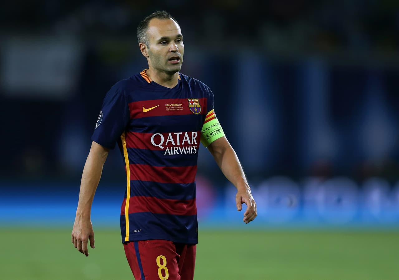 Iniesta, más que nunca, necesita ser el cerebro de un Barça que requiere de un jugador que ponga orden en las acciones que nacen del centro del campo.