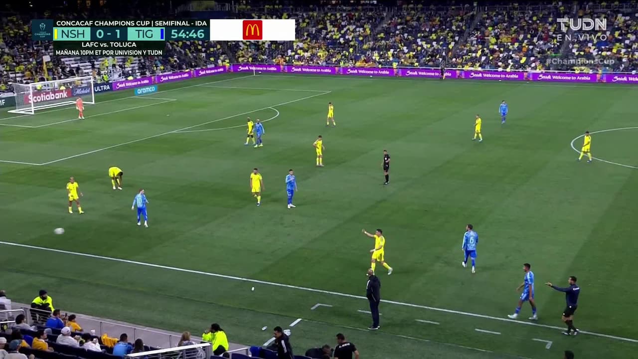 ¡TIRO ATAJADO! disparo por Rodrigo Aguirre.