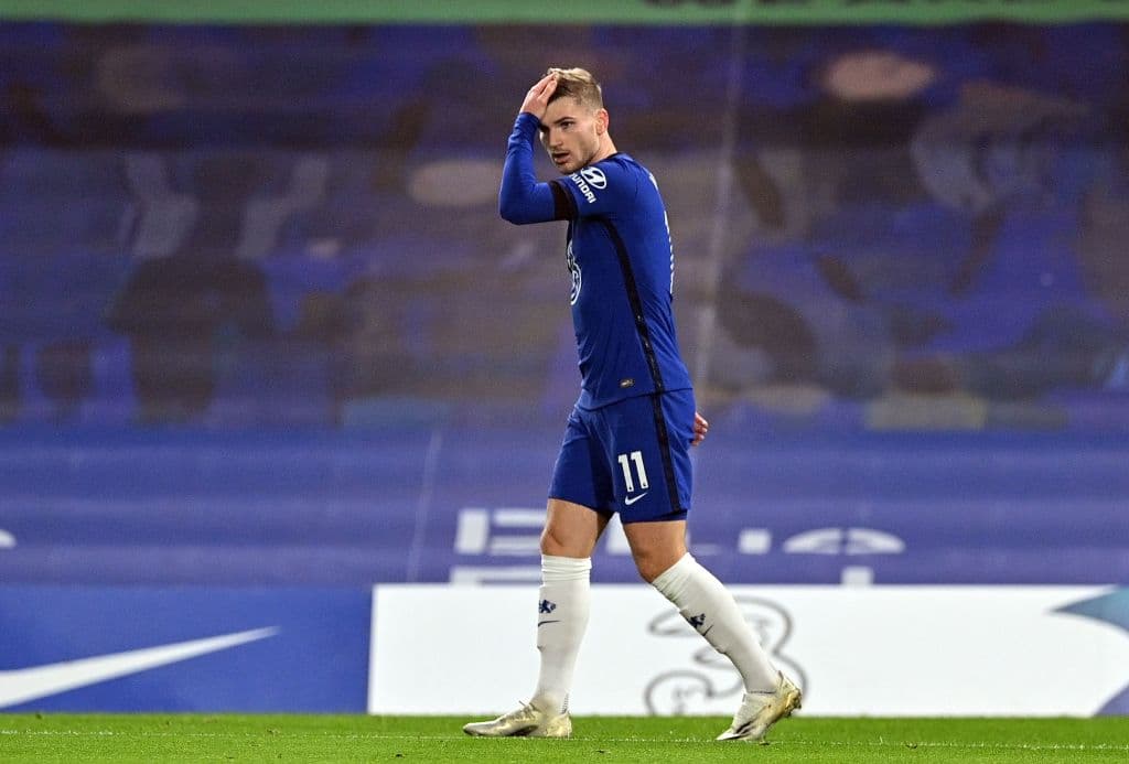 Tottenham y Chelsea se van sin goles durante su enfrentamiento a pesar de que los 'Blues' dominaron el partido. Los 'Spurs' puntean la tabla y superan al Liverpool en la Premier League.