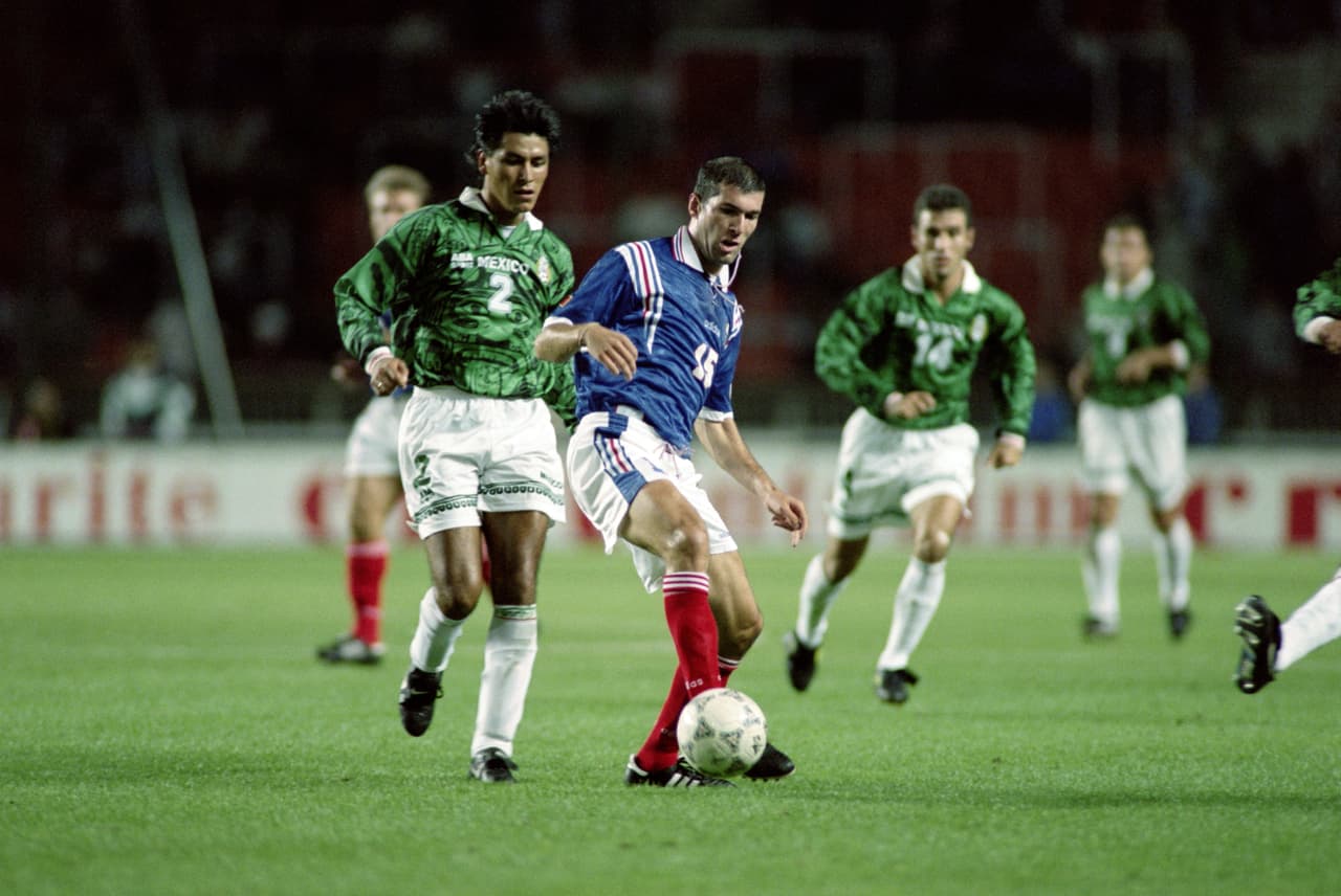 Jacquet ya sabía que Zidane debía ser la estrella francesa para la Copa del Mundo de la FIFA 1998.