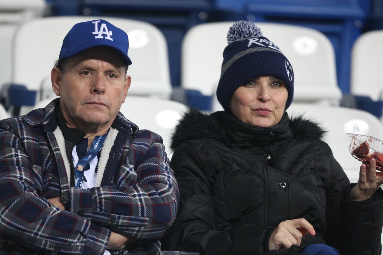 Ambiente festivo y de gran colorido por la Ida de la Semifinal entre Monterrey y Cruz Azul en la Liguilla de la Liga MX. Así lo vivieron la afición local y visitante.