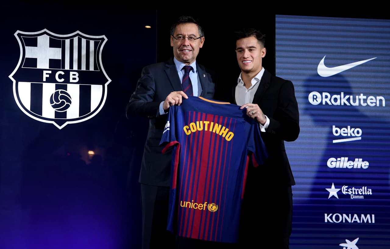 Bartomeu insistió en el deseo del Barça de "mejorar el equipo", y que con Philippe Coutinho "se ha dado un paso muy importante para ello".