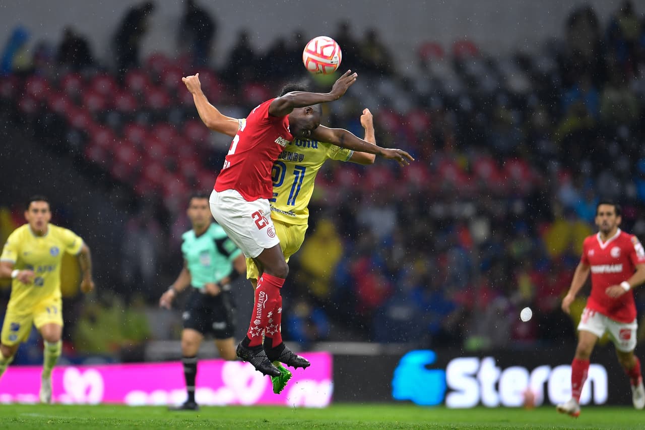 América derrotó 1-0 a Toluca en la Jornada 3 con un golazo de último minuto de Richard Sánchez.