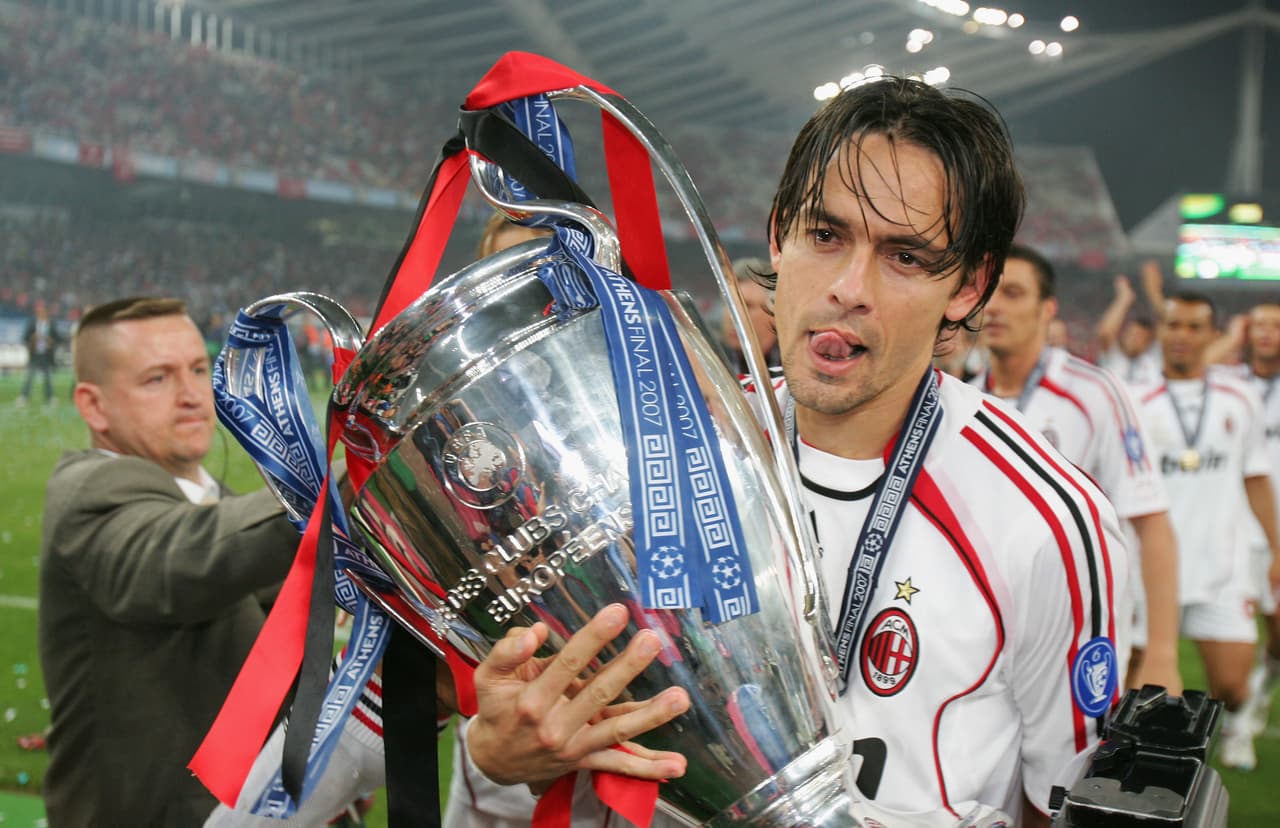 Con la camiseta del Milan, 'Pippo' dejó 126 goles y logró los mismos títulos que Seedorg (10), siendo las Champions League sus trofeos más preciados.