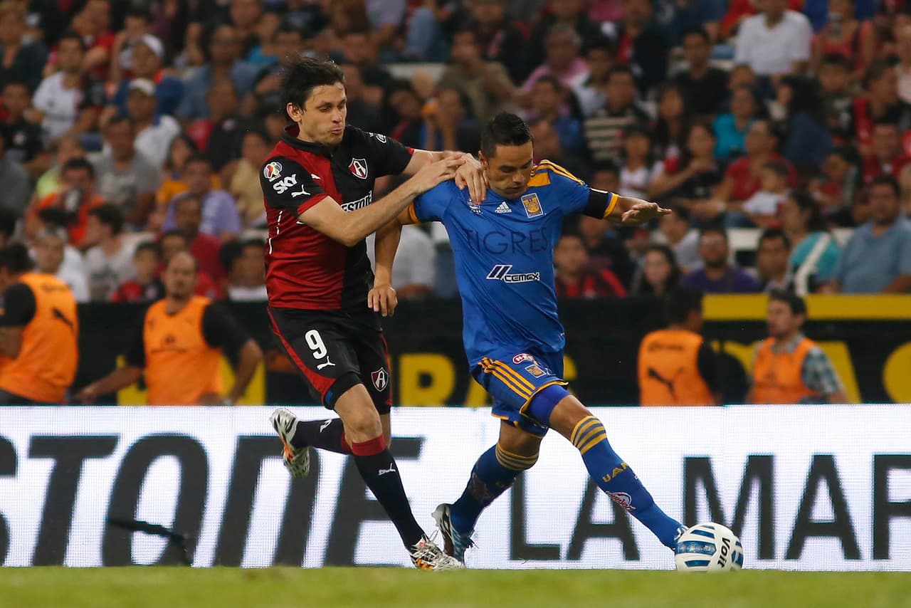 "Tomamos la decisión de cerrar este ciclo en mi vida", divulgó en el video. El defensa brasileño expresó su amor por Tigres: "Agradezco a los aficionados y a toda la ciudad de Monterrey".