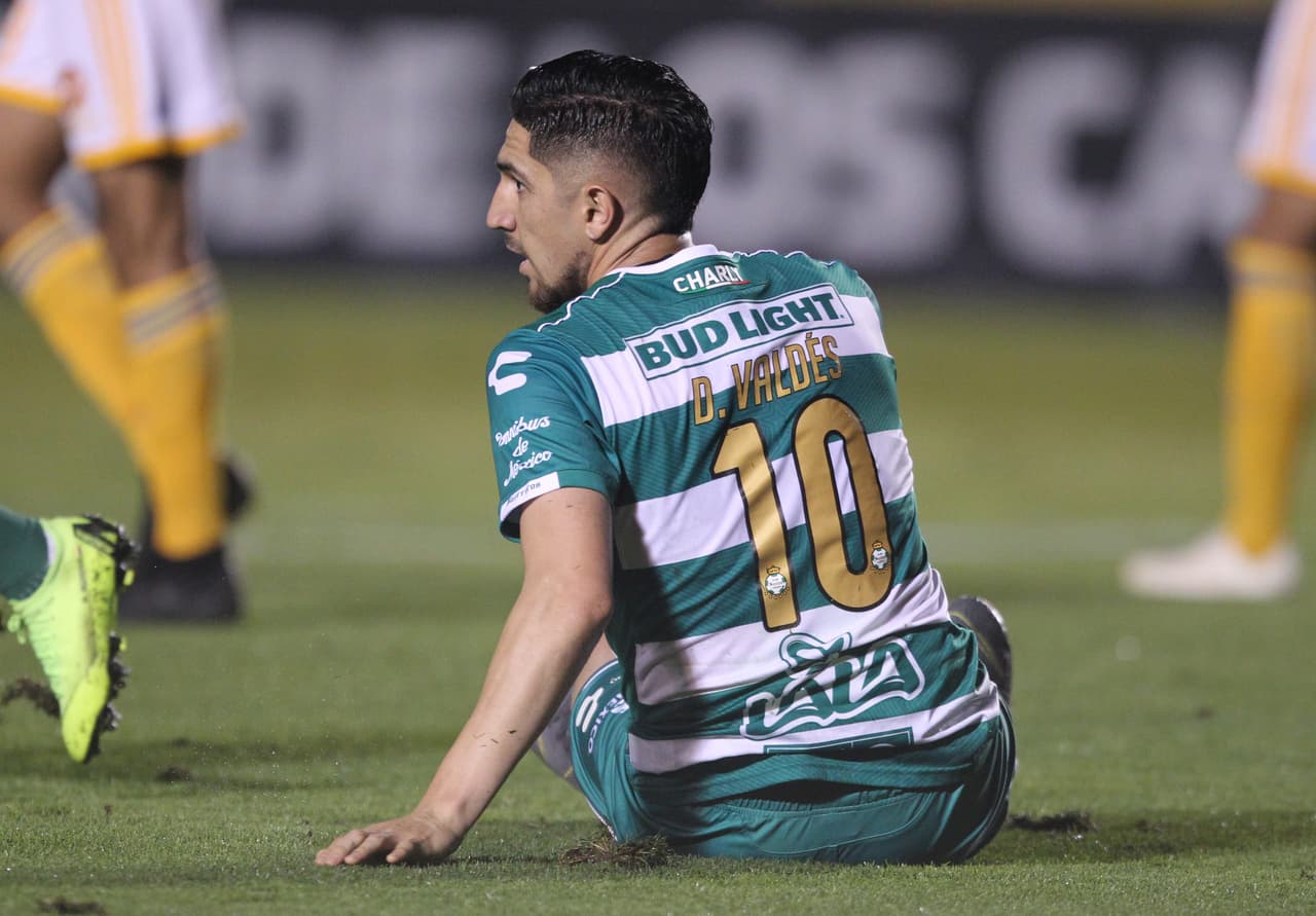 Con una pesada losa tendrá que afrontar la Vuelta de la Semifinal Santos, aunque en casa pero con un pesado 3-0 en contra.