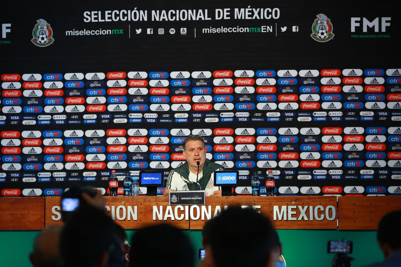 Uriel Antuna
<b>, </b>exjugador del Groningen y ahora jugador del LA Galaxy, es otro de los jugadores que llamó la atención en esta convocatoria. El joven delantero de 21 años ya había sido llamado por Juan Carlos Osorio, sin embargo, no tuvo minutos con el Tri mayor.